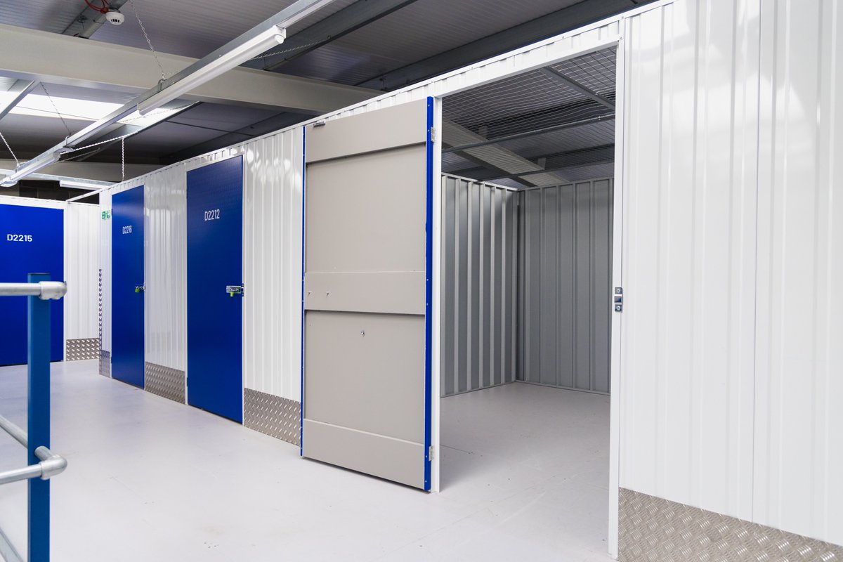 StoreGuardian's tweet image. If you are not familiar with the benefits of self-storage, we offer a no obligation tour for you to view the facility, to arrange your visit today, please call or email us to arrange.

0333 577 9600

📦📦📦