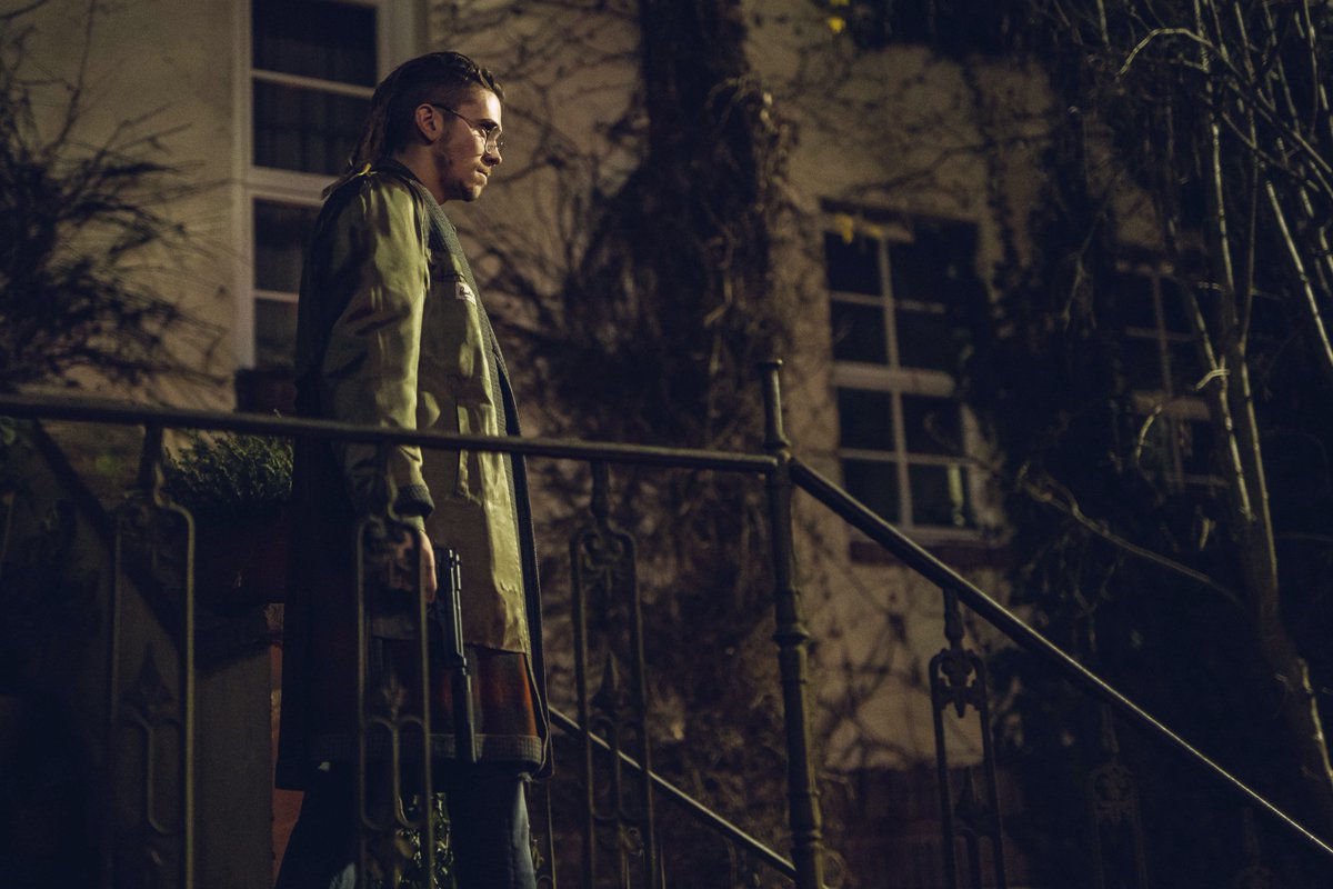 TENMusicGroup's tweet photo. First look of @FelixSandman in the TV show "Last Light" to be released this fall on @viaplay_se! #lastlight https://t.co/cl5BHCE502