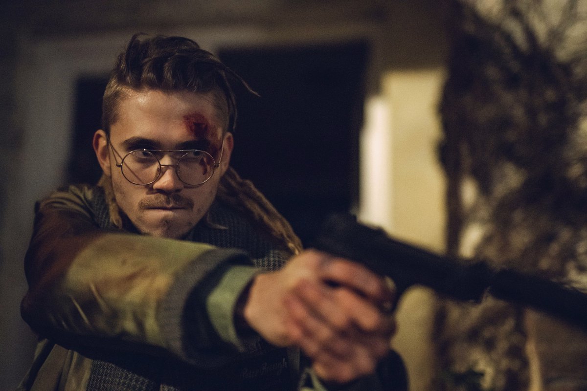 TENMusicGroup's tweet photo. First look of @FelixSandman in the TV show "Last Light" to be released this fall on @viaplay_se! #lastlight https://t.co/cl5BHCE502