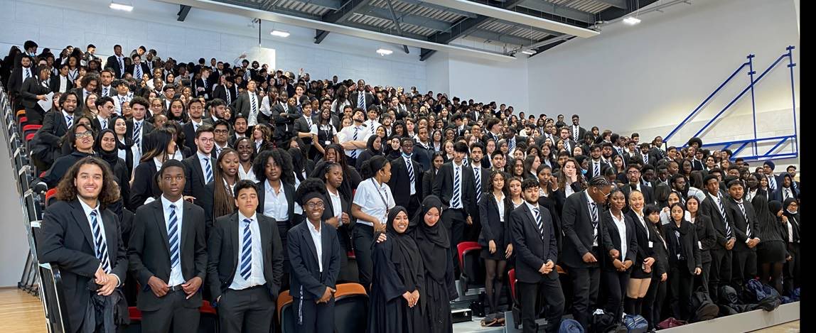 Congratulations class of 2022
It’s all smiles here at Brampton Manor Academy as 430 of our amazing students achieve straight A*/A grades at A level. Well done. Keep smiling.