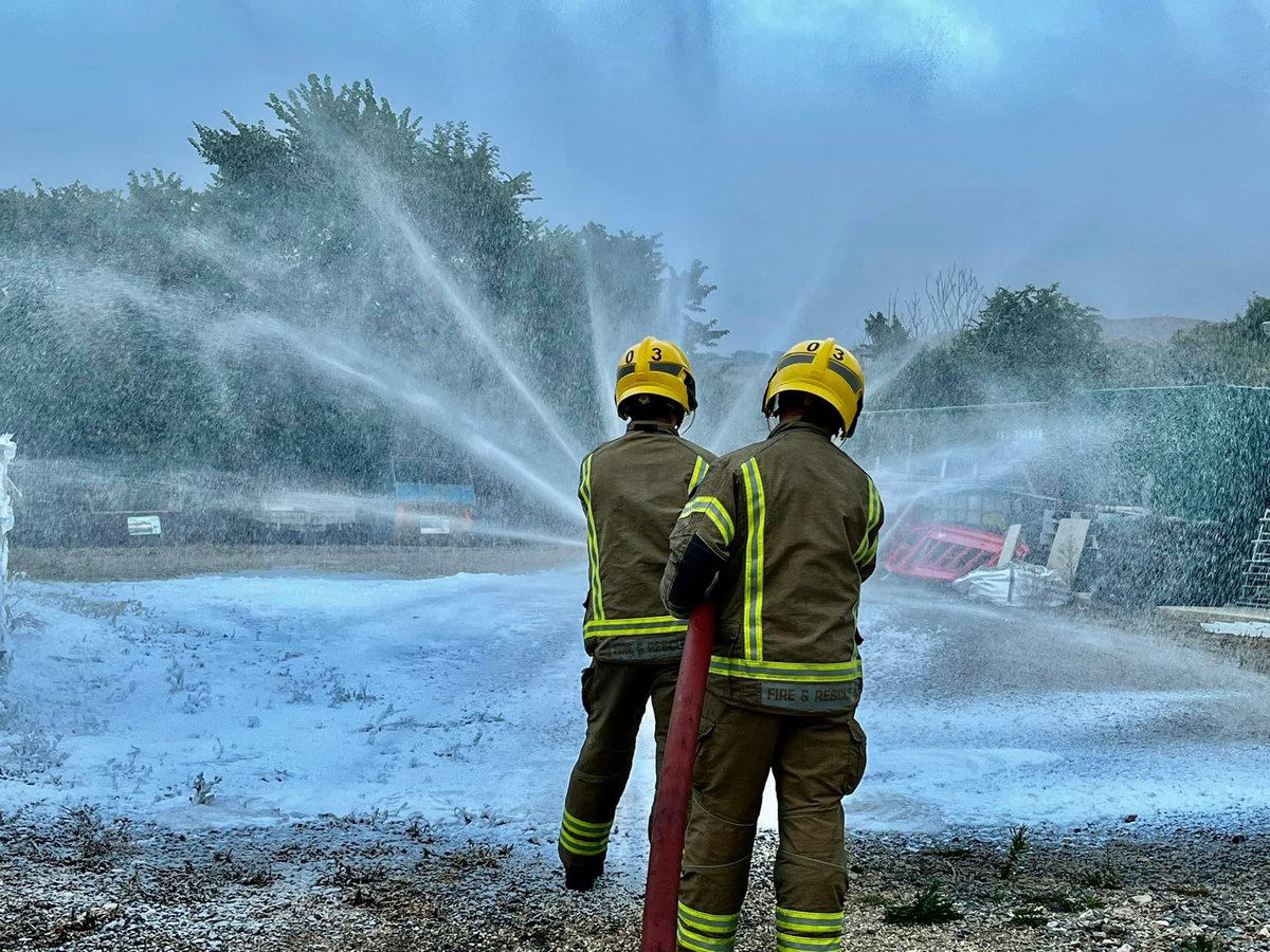 DWFireRescue's tweet photo. No doubt you've have seen how busy we have been this summer.

We need more firefighters to respond from our on-call stations across #Dorset &amp; #Wiltshire.  Can you help?

To find out more about our vacancies &amp; to apply, visit our website https://t.co/RySZH0HXTo

#ThursdayThoughts https://t.co/niEQ5RPaWR
