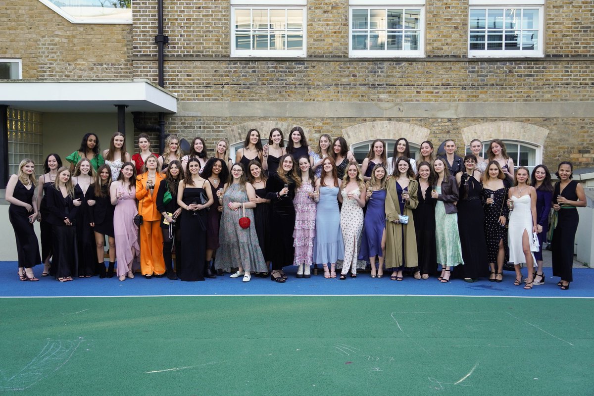FHSSloaneSquare's tweet photo. Congratulations to our Class of 2022 on the achievement of their outstanding #AlevelResults 🎊🎉
Read more here: https://t.co/hiCkKkKgAT
#AlevelResultsDay2022 #FHSCommunity https://t.co/IXVvJWWYhX