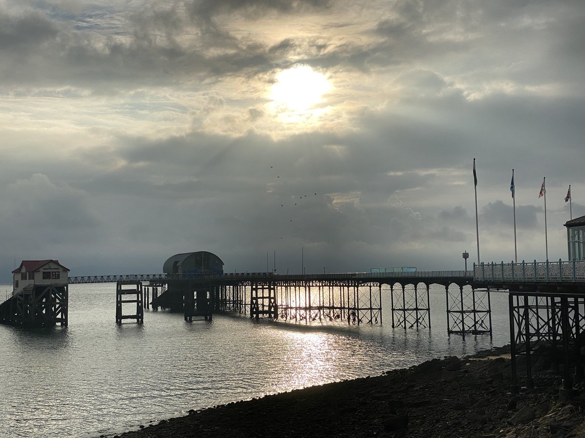 A quiet moment in <a href="/Mumbles/">Visit Mumbles</a>