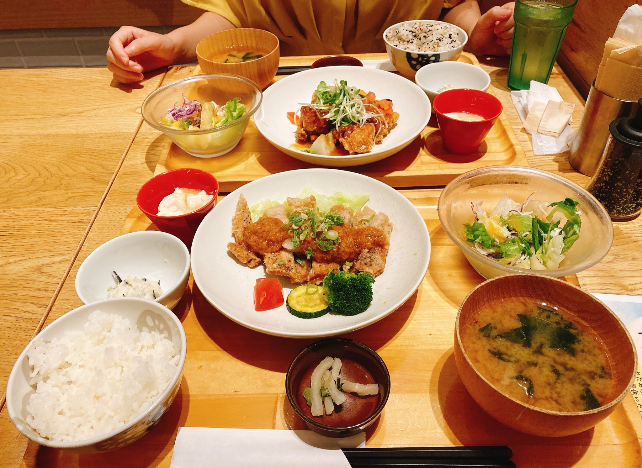 Run 先日 友達とご飯とお茶行って たくさんお話しした いつもありがとう T Co Vhwzousseo Twitter