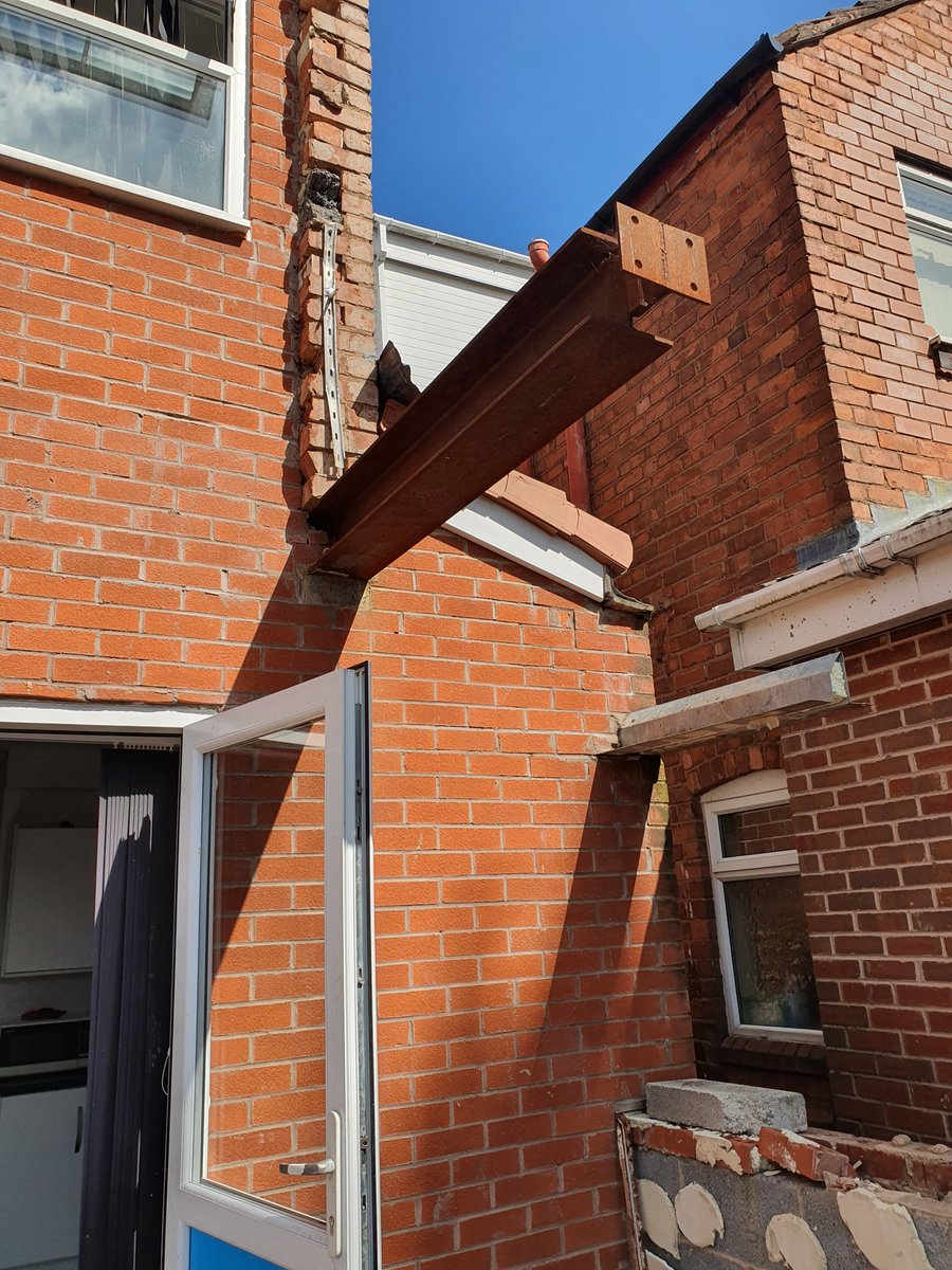 sellyoakWMP's tweet photo. Over the last week officers have visited a number of Exempt properties alongside @BhamCityCouncil. We discovered dangerous homes such as the below, as well as tenants who weren't aware of the support they were entitled to. Issues have been fed back to the relevant parties. https://t.co/Q1qeiTHoUF