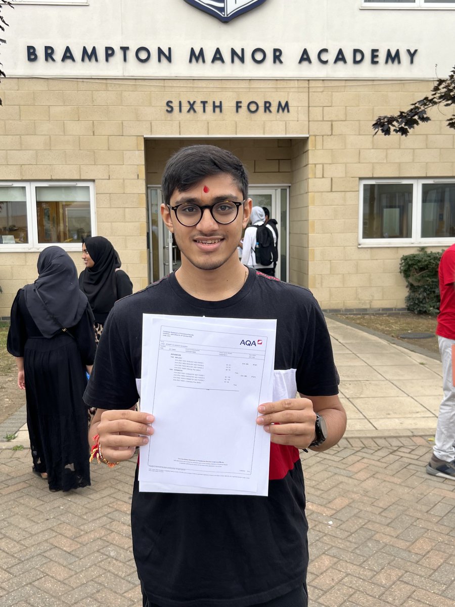 Brampton Manor tweet media