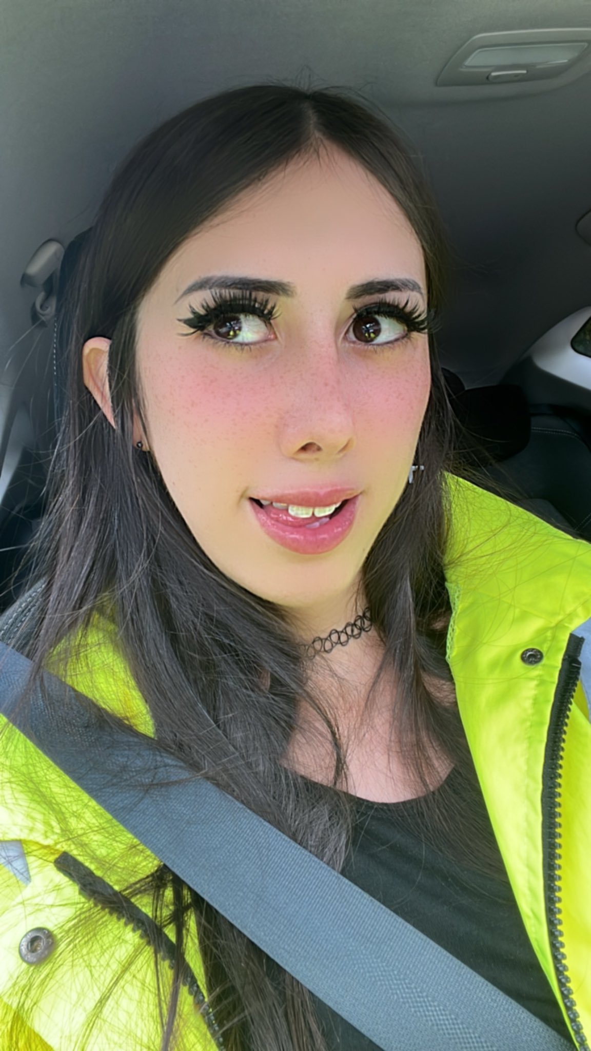 ♡pillow♡ 30% SALE on Twitter: "wollio the worker, coming to fix your