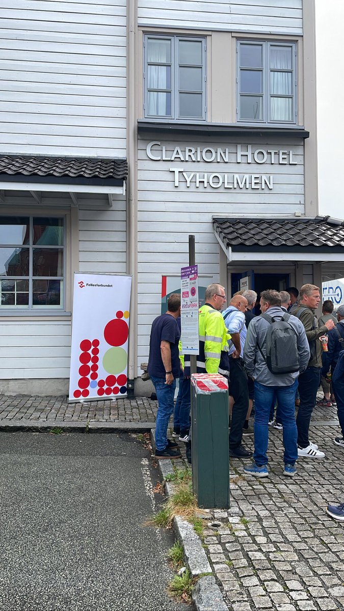 Vi er klare for debatt om #innleie og bemanningsbransjen sammen med <a href="/NNNforbund/">NNN</a>, med tillitsvalgte, politikere og våre egne forbundsledere #arendalsuka2022