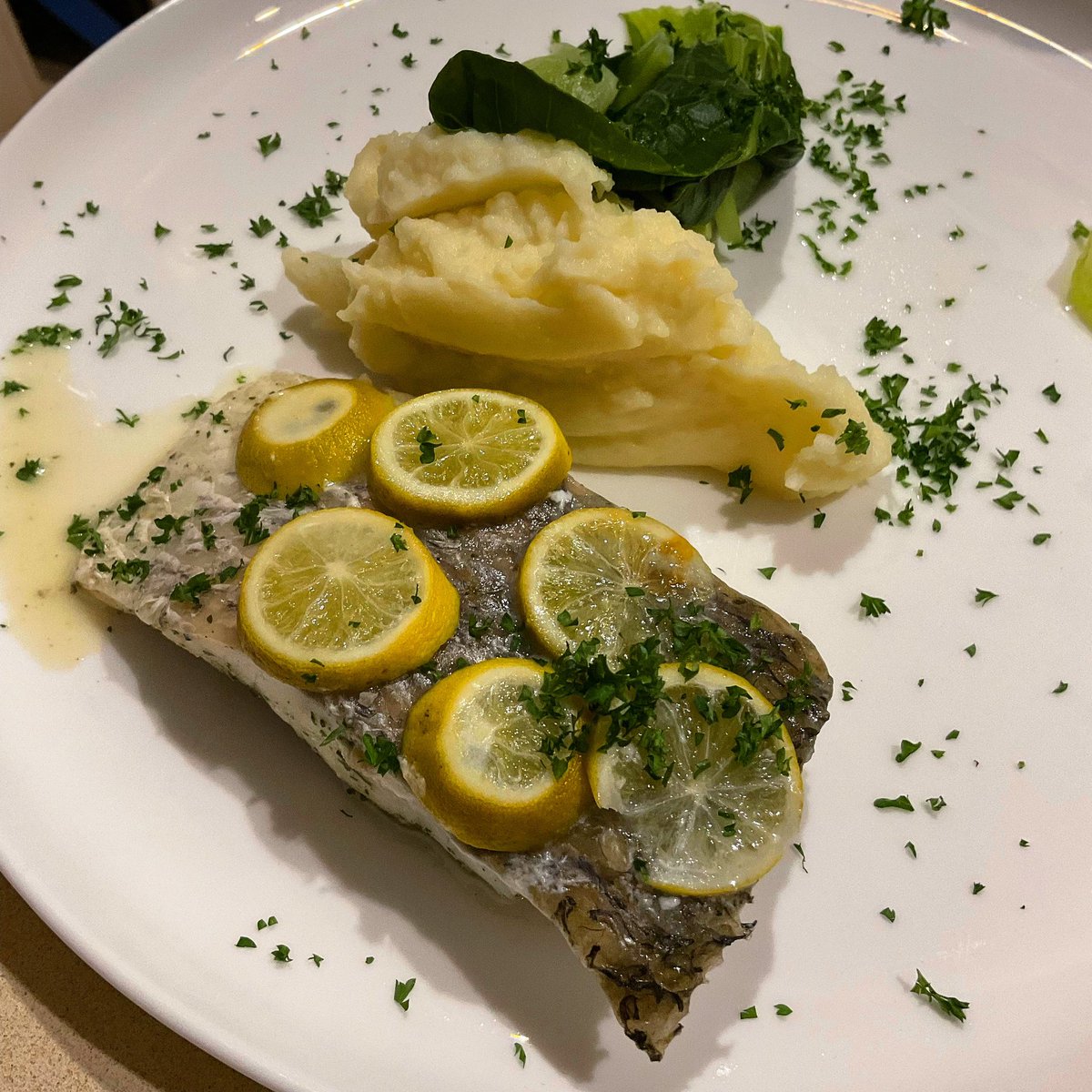 LisaMRomano's tweet photo. Barramundi roasted in herbs and lime segments, served with a creamy Robertson potato mash and blanched bok choy #food #foodie #foodblogger #foodoftheday #foodpics #masterchefau #homecooking #taste #delicious #Australia #Smile #chefs #chefsofinstagram #worldofdining #chefstalk https://t.co/yZORnZbqHO
