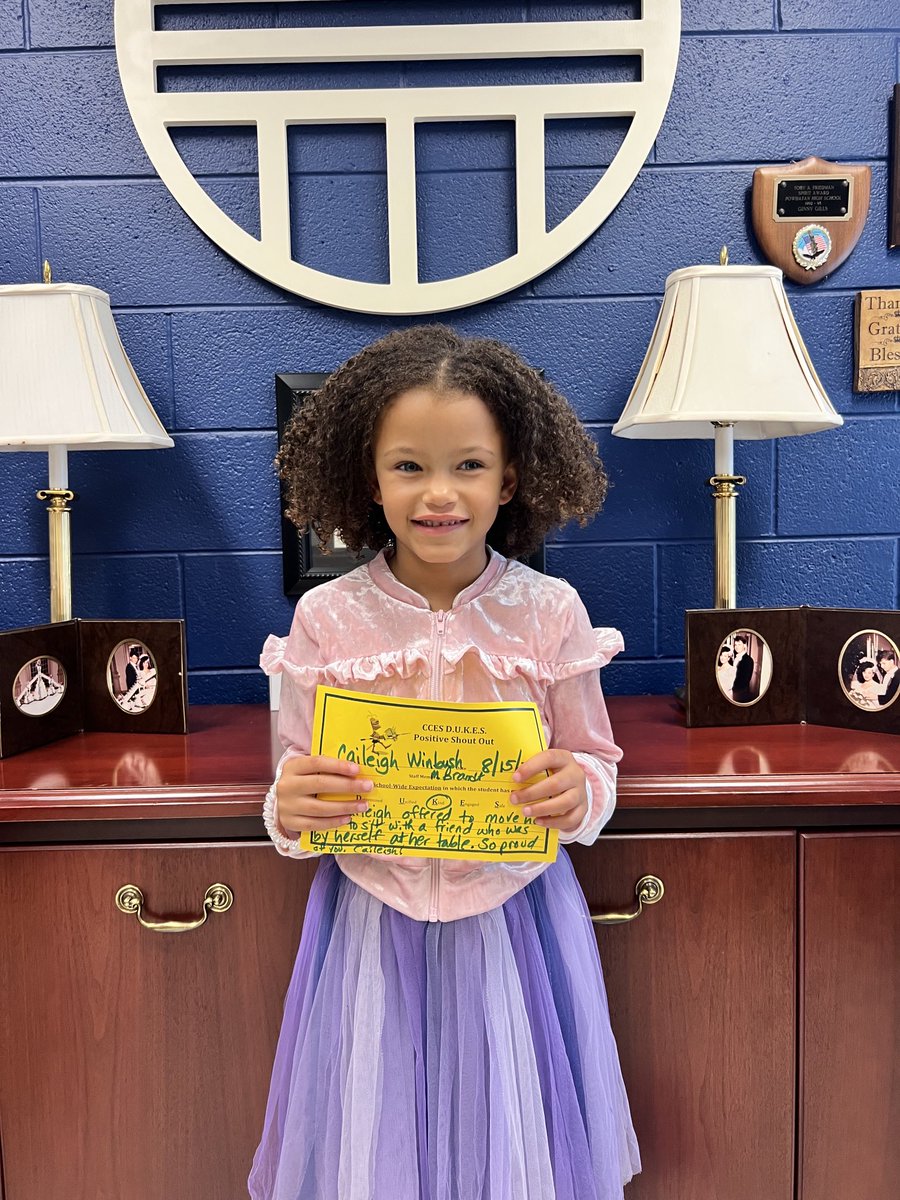 GinnyGills's tweet photo. Caileigh earned a Positive Duke Shoutout for being Kind. She saw a that classmate didn’t have a partner so she moved her seat and joined her. Her kindness didn’t go unnoticed! A #GoodNewsCalloftheDay was in order! #ccesdukes #WeAreCUCPS https://t.co/assW2f43Kd