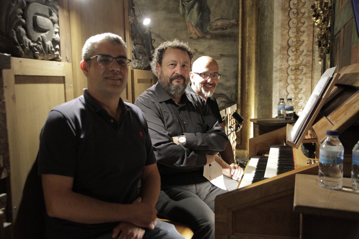 festivalcamino's tweet photo. La Oropéndola, Javier Artigas en la Catedral de #Jaca 🎼 #31FICS 🎵 @DPHuesca @AytoJaca @cJacetania @FestClasica @museojaca https://t.co/PWYVMEM6WI