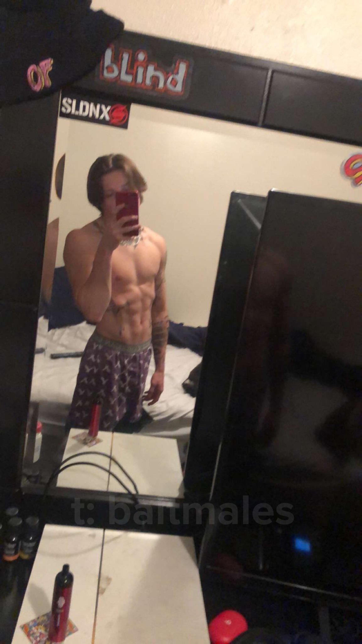 Baits on X: Just baited this tatted guy. Enjoy his file for free. Heres  the link: t.colcb3zdK34F t.coz6o5oMaEGV  X