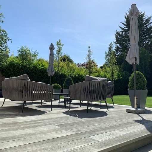 What's on at The LANDSCAPE Show? Join us at 10:30 for 'Best Industry Practice and
Guidelines' hosted by Karl Harrison from Decking Network &amp; Phil Tremayne from APL -   Register now, be part of the conversation - click link in
bio @deckingnetwork @apl_news #LANDSCAPE2022