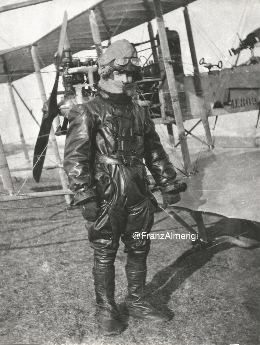 FranzAlmerigi's tweet photo. Didascalia: @FranzAlmerigi  "In attesa di allarmi di velivoli nemici a protezione della residenza del Re nei pressi di Udine - Campoformido, Inverno 1915-1916" #EarlyAviators #Pioneers #Aeronautica @assoaeroarma https://t.co/LlkScVvzso