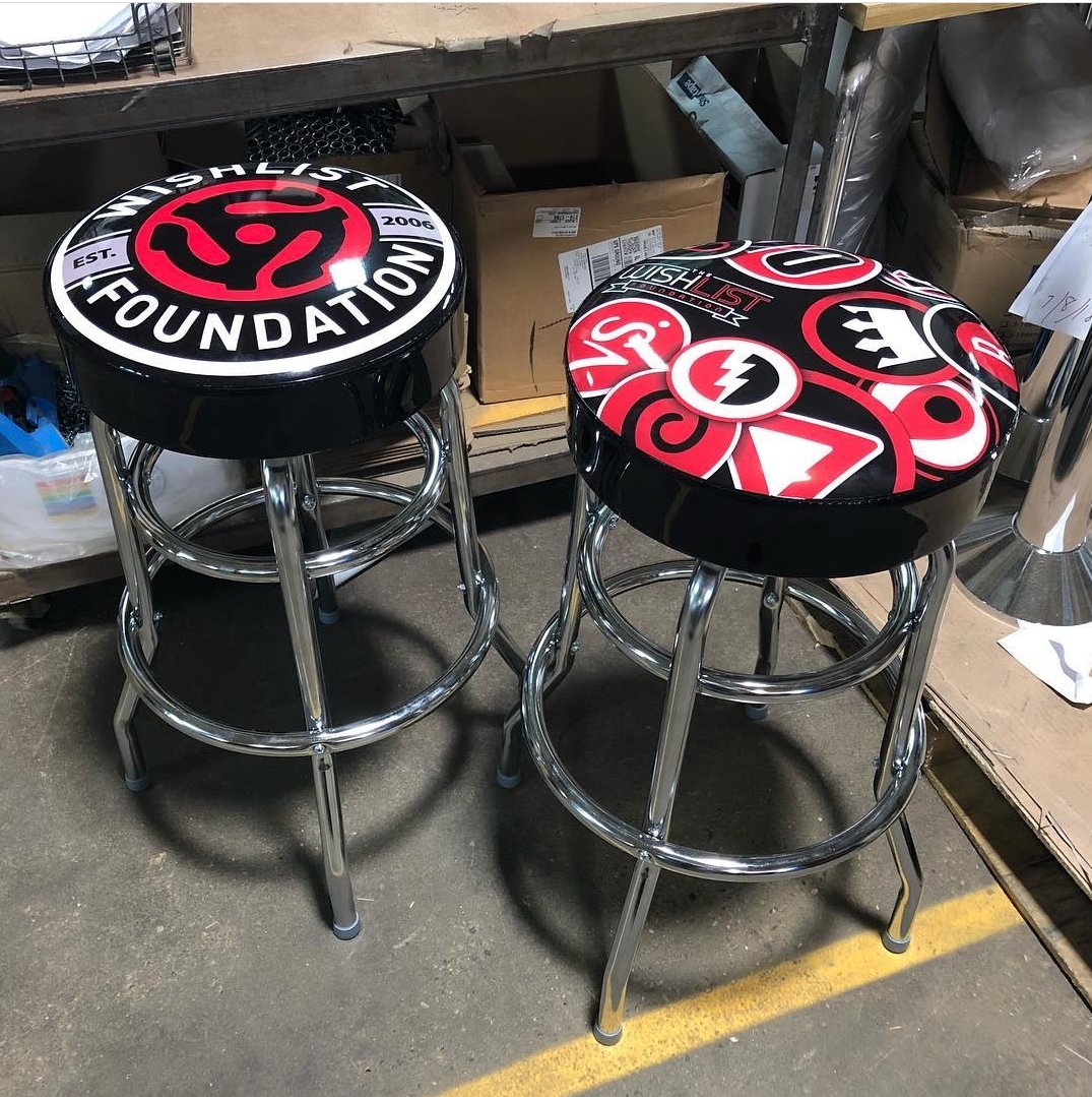 WishlistPJ's tweet photo. Flashback to one of the coolest preparty items we've ever had! Custom Wishlist bar stools donated by Ira Lichtenstein - Richardson Seating for the 2018 Chicago @pearljam Fan Preparty Fundraiser at @sluggersbar to support @NAMICommunicate
 https://t.co/AJIhROnszt
#pearljam #pjfans https://t.co/g4iC1SmQVo