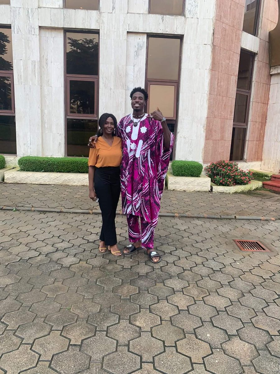 My best friend and I on Sunday 💙💚
<a href="/Mudiaga__/">Mudiaga</a> 
(That is not a long black skirt oo 😅😭)