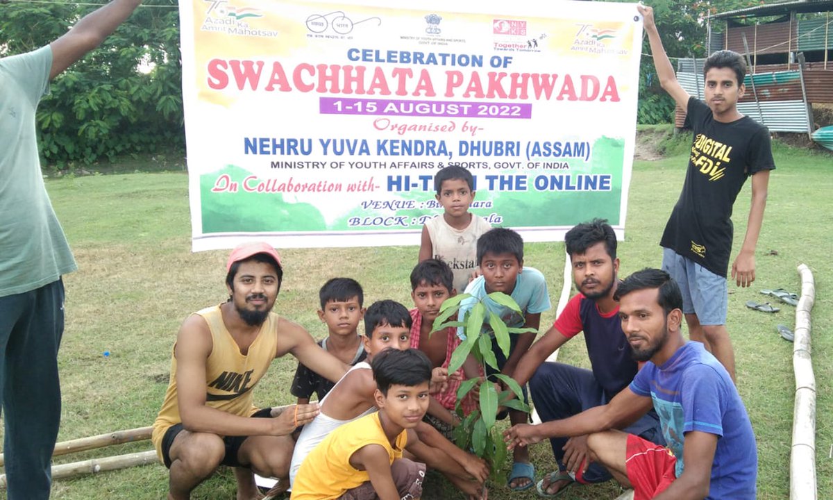 NDhubri's tweet photo. Swachhata Pakhwada Programme Organised by Nehru Yuva Kendra Dhubri In Collaboration With HI-TECH THE ONLINE Youth Club #Cleaness of village, plantation and Awareness Rally at Dharmasala Dev. Block. 
#swachhtapakhwada #NykDhubri

@Nyksindia @YASMinistry @ianuragthakur https://t.co/xBtUKy6s2h
