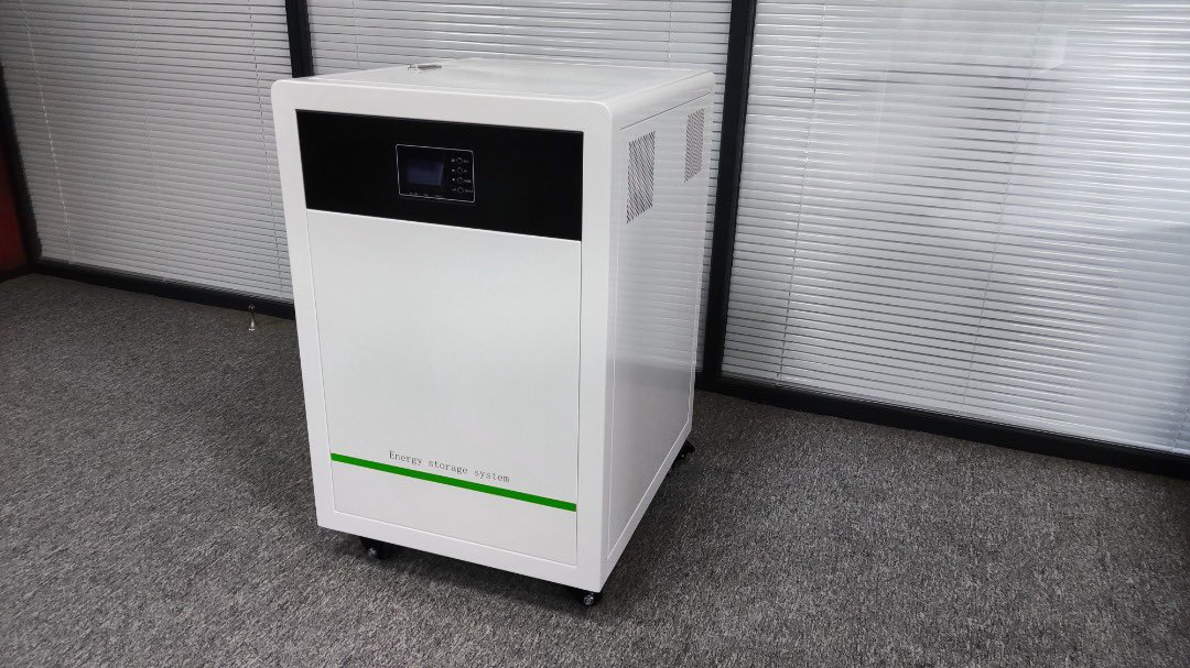 juliahe2018's tweet photo. Home storage solution—-10Kwh integrated PV inverter and storage systems 
#homestorage #solarenergy #Lithiumbattery #powerstation #battery https://t.co/vujqLTrqOI