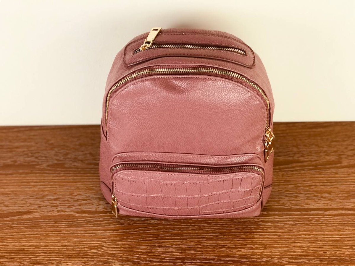 OMaxInfinity's tweet photo. حقائب ظهر للبنات 🎒🎒
لطلب أو الإستفسار عبر الواتساب:
https://t.co/t7TiLba6bT
#omaxinfinitystore #onlinestore #تخفيضات https://t.co/GmP3cs1Evm