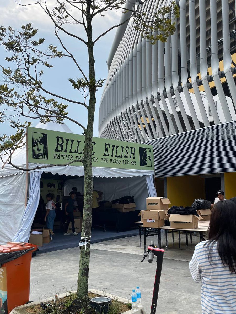 PERSONAL SHOPPER 💚

BILLIE EILISH HAPPIER THAN EVER TOUR MERCHANDISE (MALAYSIA)

Price:
Per merchandise item bought + RM15 service fee (non refundable)

Shipping/Meet Up:
NEGOTIABLE

DM ME IF INTERESTED 💚

#BillieEilishTourMalaysia #HappierThanEverMy 
#BillieEilishinMY