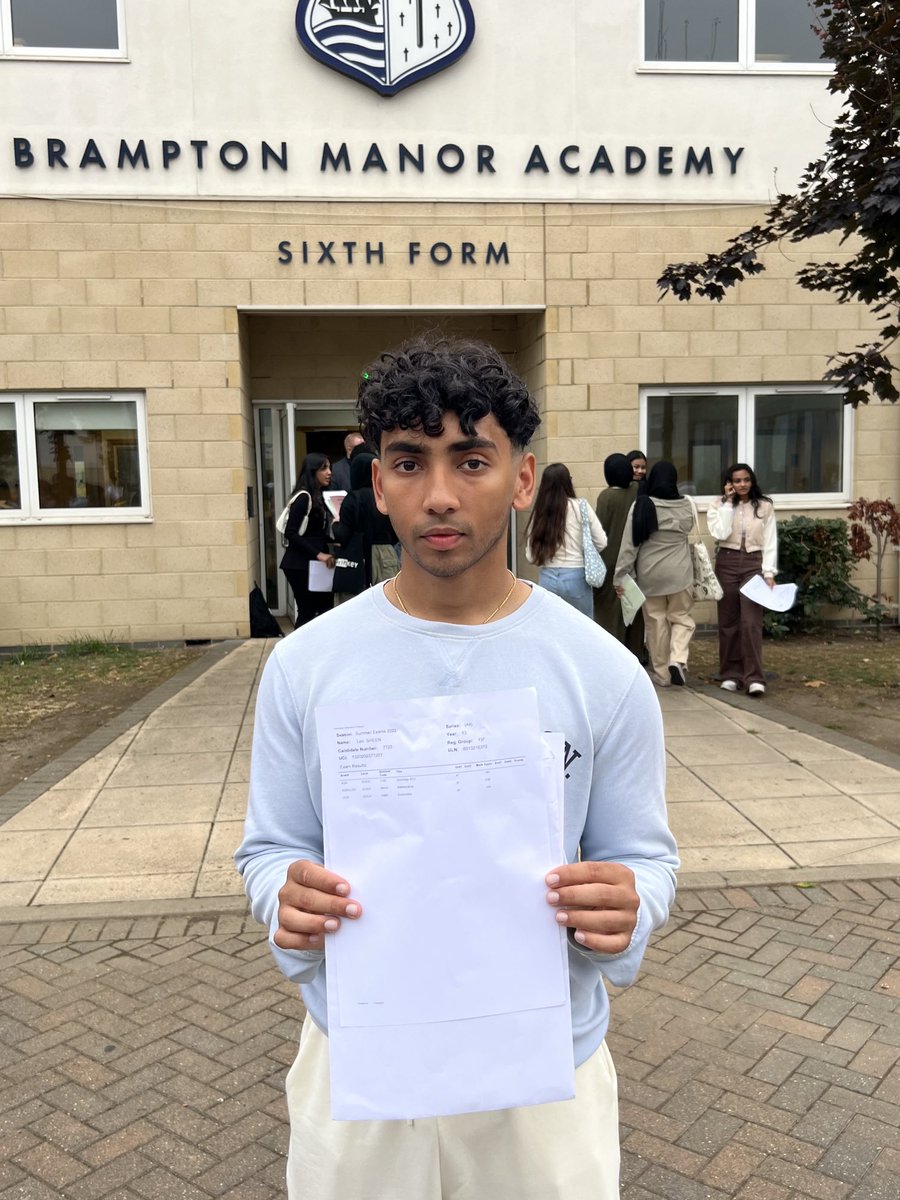 Brampton Manor tweet media