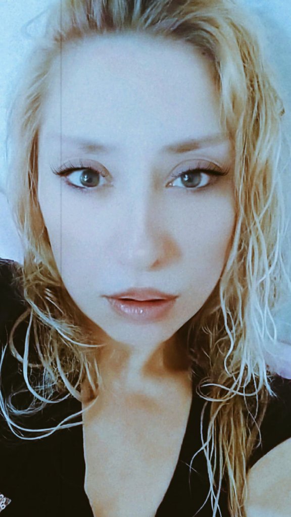 Günaydın arkadaşlar herkes iyiyse gün başlasın ...