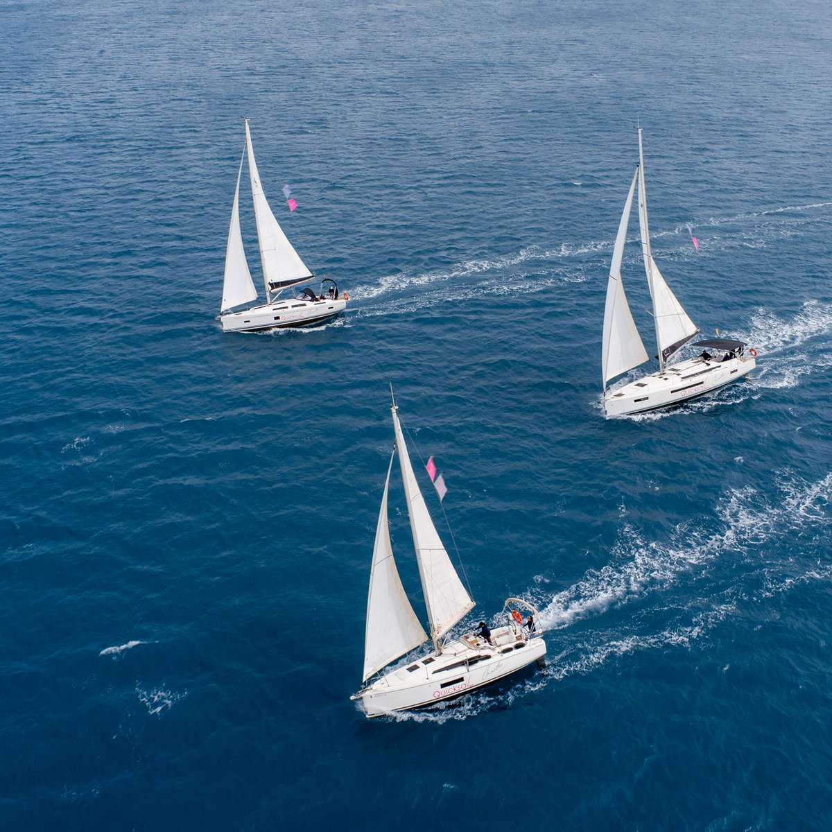 🌊 Hay muchas formas de hacerse a la mar.

💥 Quicksail charter te ofrece la posibilidad de alquilar un velero nuevo, con o sin patrón. 
<a href="/Quicksail/">Quicksail Charter y Eventos⚓️⛵️</a>