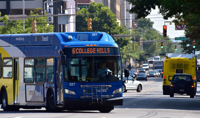 BhamTimes's tweet photo. @BJCTAMAX Receives $14M for #EcoFriendly Buses #MAXTransit https://t.co/wlOOSbqA8W https://t.co/noirGjvZNp