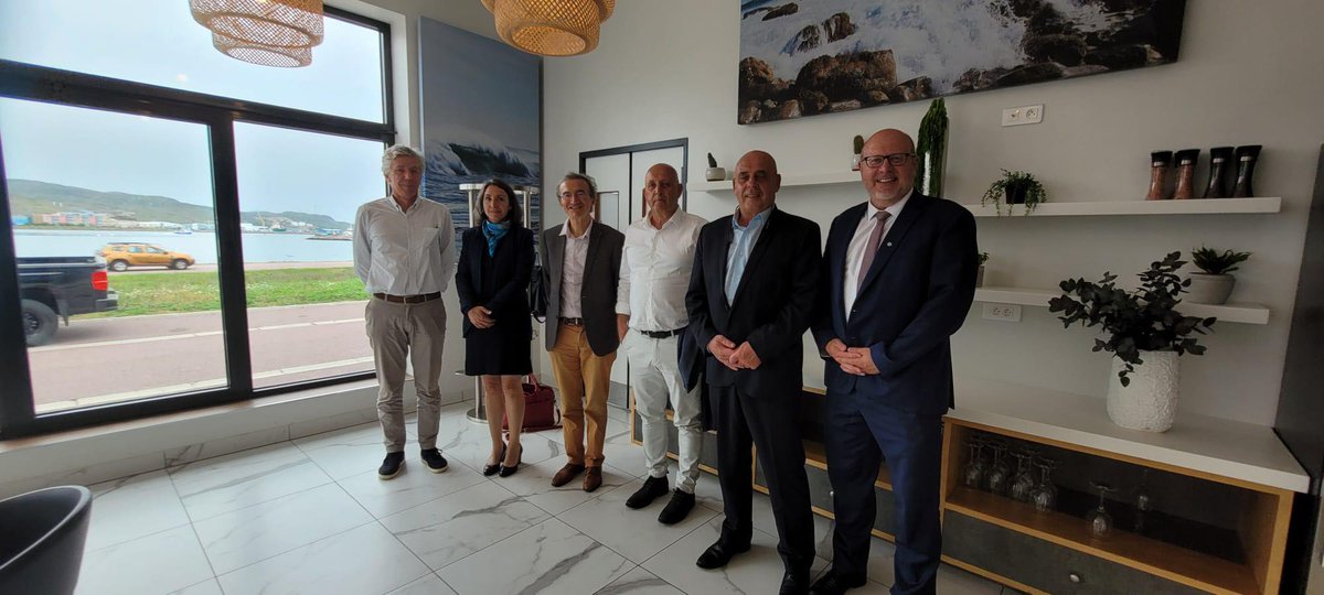 LA_FEDOM's tweet image. 📌Suite du déplacement à Saint-Pierre-et-Miquelon:

- Rencontre avec Yannick Cambray, maire de Saint-Pierre.
- Déjeuner organisé par Roger Helene, @HerveMariton a pu dialoguer sur la situation économique de l&apos;archipel avec différents acteurs.