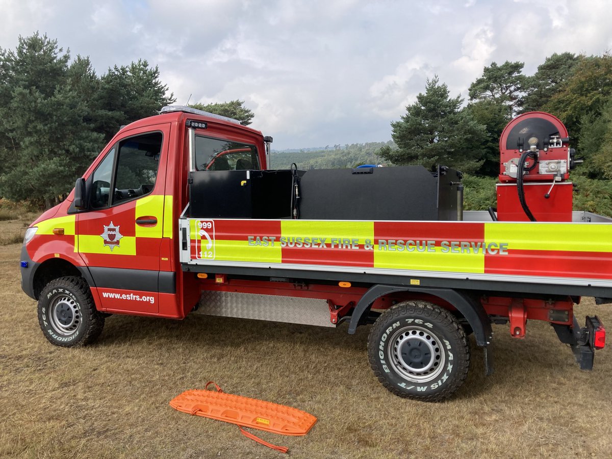 Driver familiarisation on ⁦<a href="/Ashdown_Forest/">Ashdown Forest</a>⁩ for Crowborough firefighters on our latest off road firefighting vehicle. Equipped with greater water capacity and improved firefighter safety. ⁦<a href="/EastSussexFRS/">East Sussex FRS</a>⁩ ⁦<a href="/ESFRSFleur1738/">Fleur Wilks</a>⁩ ⁦<a href="/mattylloyd1925/">Matt Lloyd</a>⁩