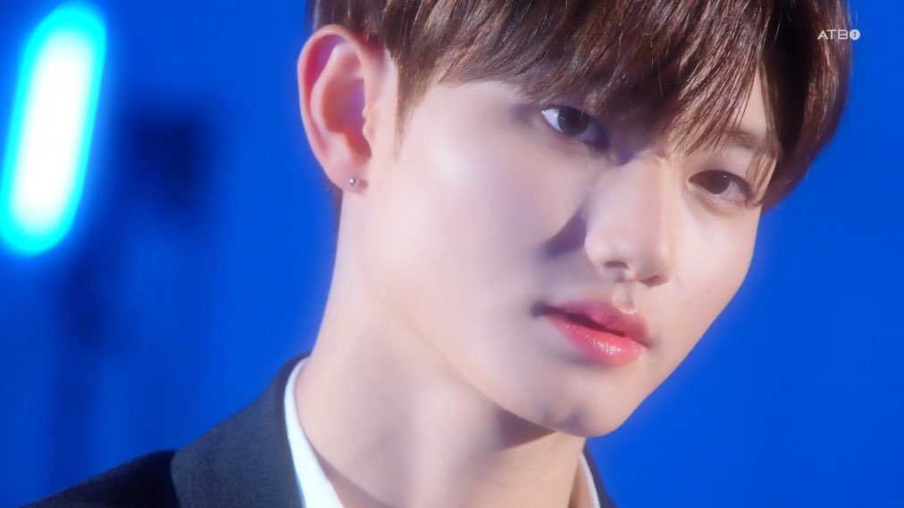 wonbinfeed tweet picture