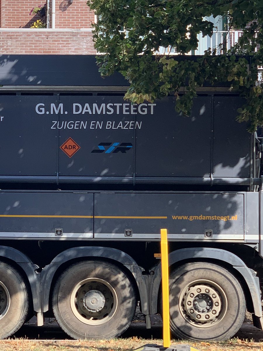 Geen moeilijke vaktermen of holle marketingfrases, maar gewoon simpel zeggen wat je doet: Zuigen en blazen.