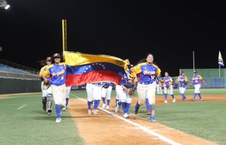 Venezuela 🇻🇪 consiguió su pase al Mundial de Béisbol⚾ Femenino 2023, al vencer 2×0 a Rep. Dominicana, clasificando a la Semifinal que se jugará el viernes #18Ago y el Sábado #19Ago la Final 4:00pm 
¡Vamos muchachas! 💪

@MervinMaldonad0
@Mppjd_

#17Ago
#VenezuelaEmprende