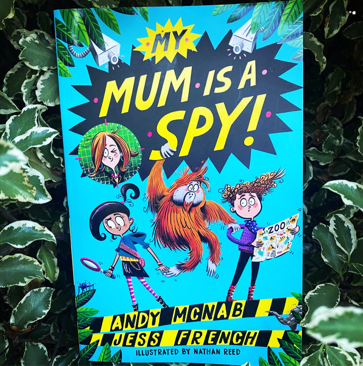 “My Mum Is A Spy!” is out today!
A pleasure to work with @The_Real_McNab @Zoologist_Jess @KidsWelbeck on this series 😊 #kidsbooks #kidsfiction #childrensbooks #youngfiction #kidlit