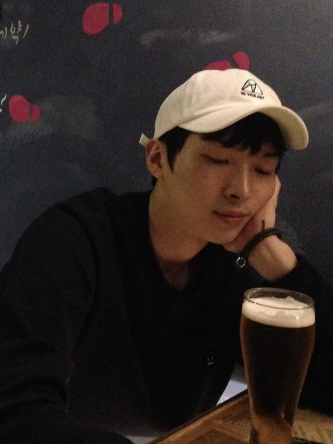 PKH_com's tweet image. 🔖 NEW:KIT | 뉴킷

✔️ iceberg series ball cap (white)

#박강현 #PARKKANGHYUN