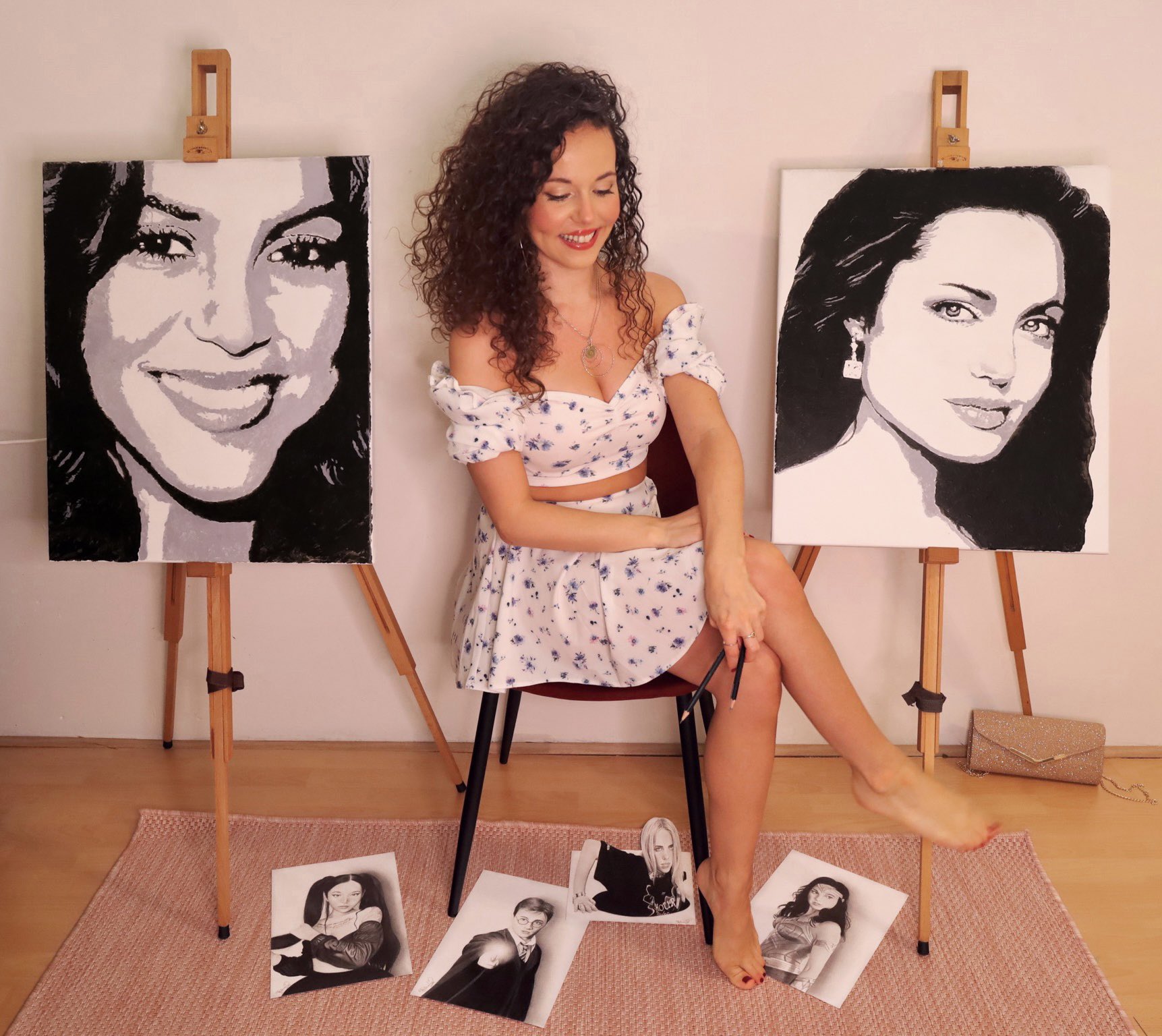 Rajacenna on Twitter: "WHY I PAINTED WITH MY FEET https://t.co/4d450UQhDI # rajacenna #ambidextrous #blog https://t.co/rS9YgPGv7Q" / Twitter