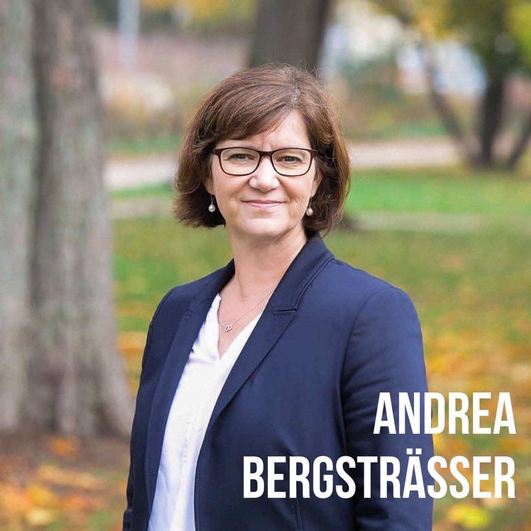 walkofcarehalle's tweet photo. Am 24.08.2022 mit uns auf dem Podium:
Andrea Bergsträßer
Stellvertretende Vorsitzende der @PflegekammerRLP 
#lasstunsreden #Pflegekammer #Pflegetalk https://t.co/WmGbalYif2