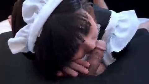 ご主人様に連続バキュームフェラでご奉仕！メイドコスプレで口内大量射精