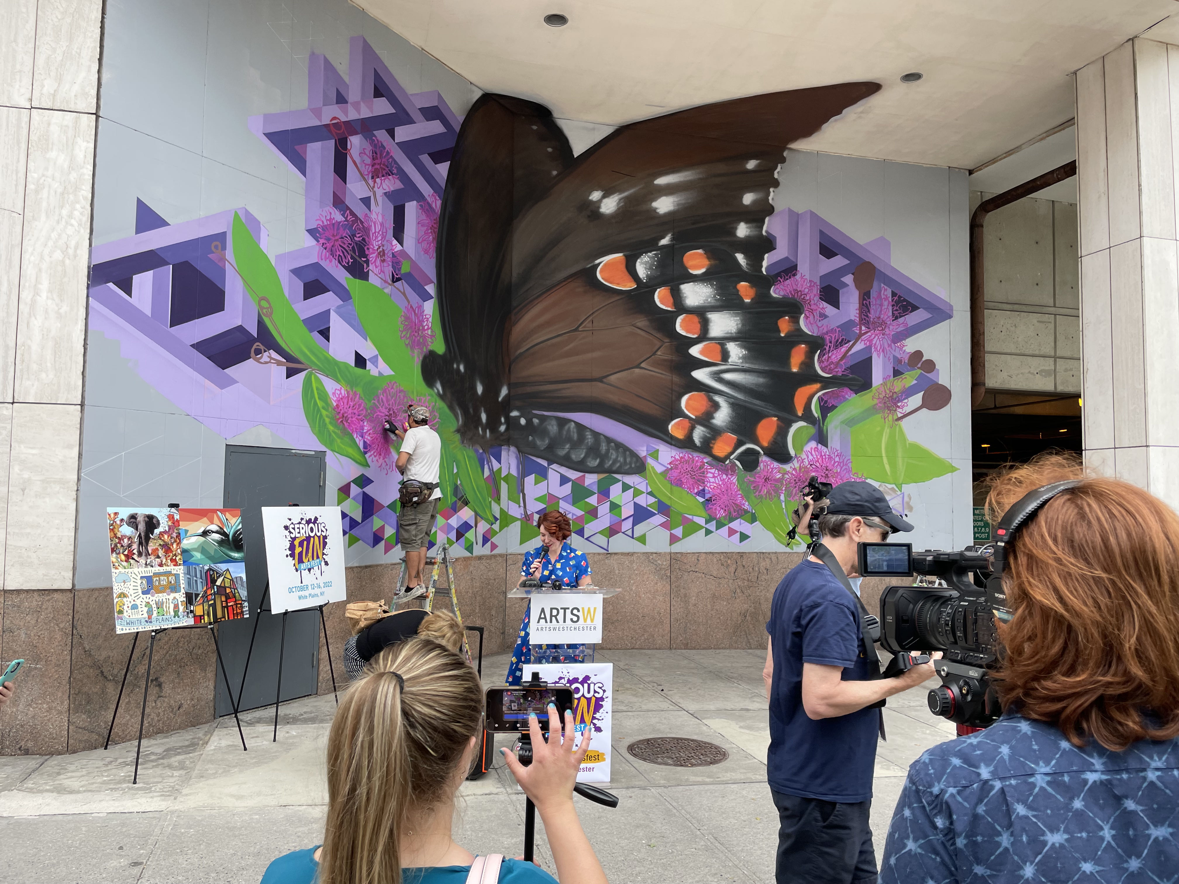 Thomas Roach on Twitter: "We celebrated the installation of a new mural on the St side of the Galleria yesterday, part of the lead up to @ArtsWestchester Serious Fun Festival, coming