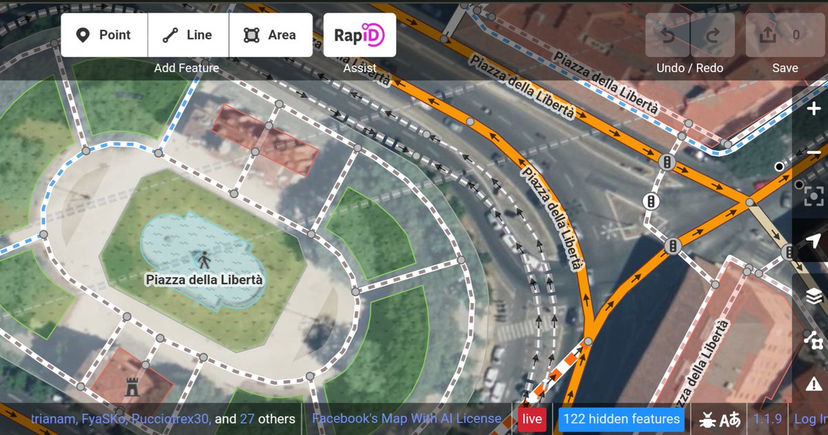In the land of well mapped piazzas, it's map time! Are you in Firenze for @sotm this weekend? @foss4g next week? Join us to learn about the latest updates in RapiD. Check out the sessions in this thread 🧵: