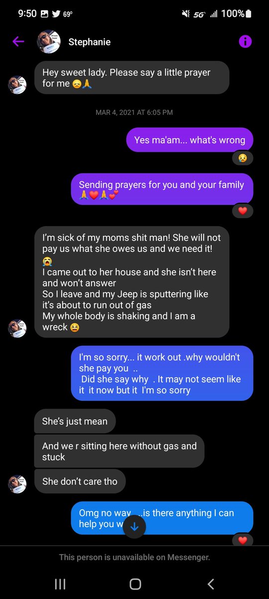 BarbDunlap7's tweet photo. This is some one who is supposed to be helping look for my niece Jessica Nicole Stacks I have 2 more Facebook messages..if you are helping the missing u don't go around asking their family for money.. https://t.co/IhqDdXdwma