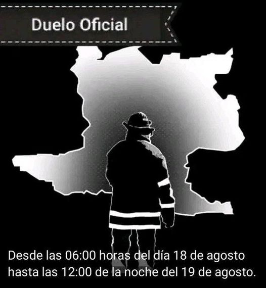 Decretado duelo oficial en Cuba en honor a los caídos en el accidente de la base de Supertanqueros en Matanzas.  
#CubaHonra a esos héroes que salvan vidas y cumplen con su deber.
@Borge_Alex1 @SoleEspinosaBea