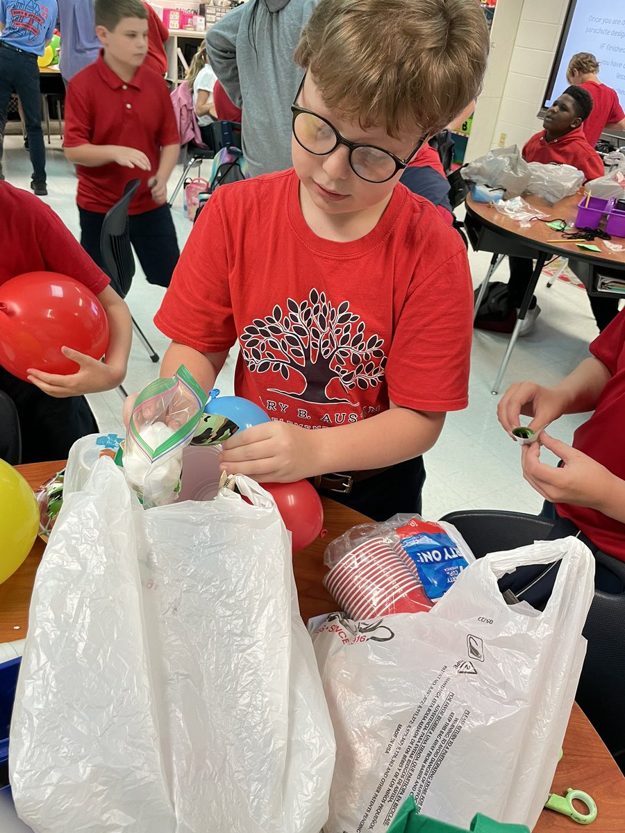 Finishing our parachute 🪂 designs today. These engineers are creating their prototypes and we cannot wait to test them tomorrow! #eggdropchallenge #Engineering #STEM <a href="/MaryBAustin/">Mary B. Austin Elementary</a> <a href="/MobilePublicSch/">MobilePublicSchools</a>