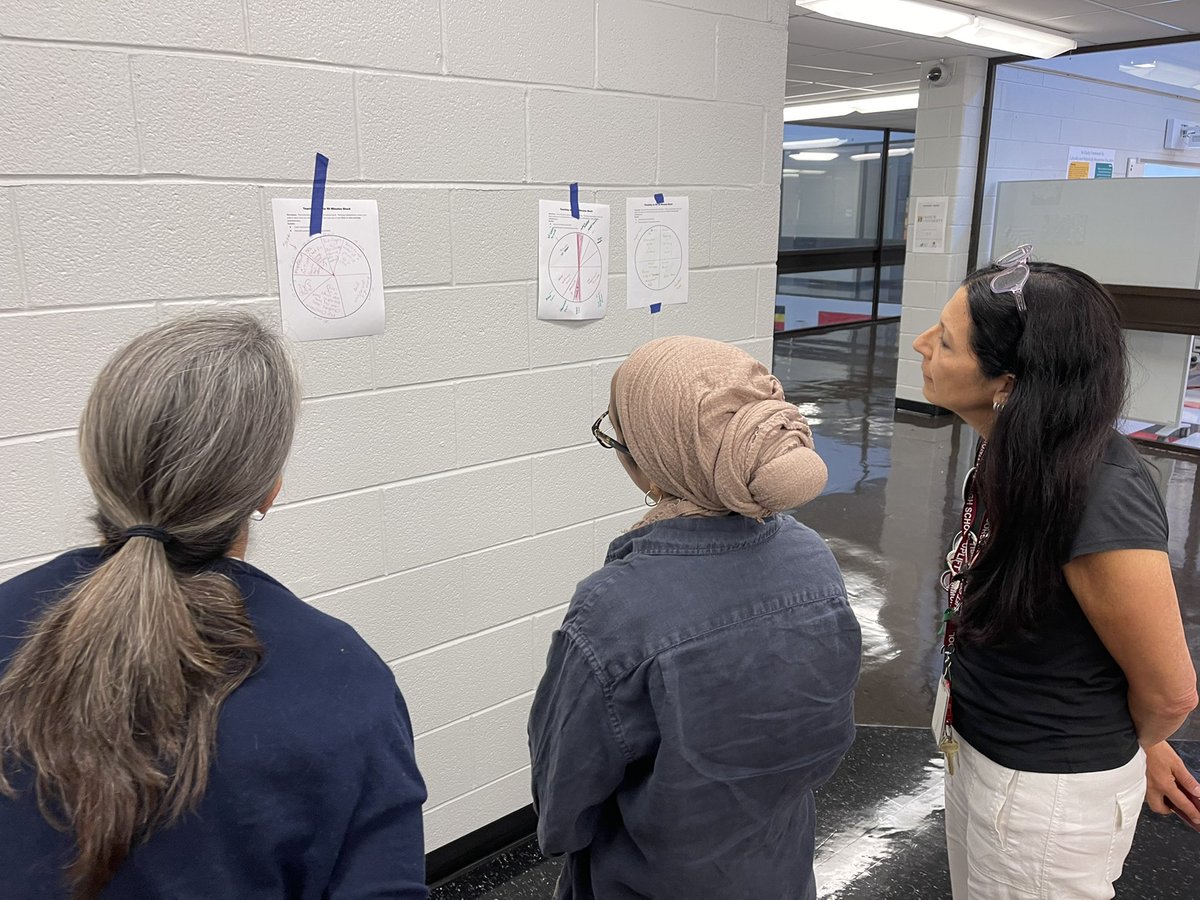 UCHS_Principal's tweet image. We’re kicking off the school year with amazing professional learning @uplift_high! Thank you to all of our amazing in-house expert educators who are leading instructional improvement with their peers from the inside out! #instructionalcore @ChiPubSchools