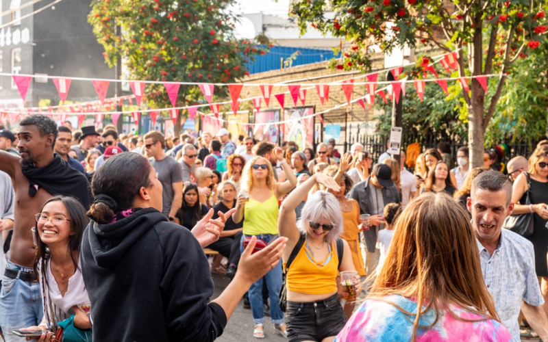 EustonTown's tweet photo. Amazing to have our @CamdenInspire Festival featured in @theweekuk https://t.co/8vnQ7dFgen. Join us for live music curated by @Roundhouse, @FiddlersCamden, @GreenNote &amp; @SpiritualBar, delicious food from local traders, creative market... Sept 2-3 https://t.co/jXNPLUTK2c