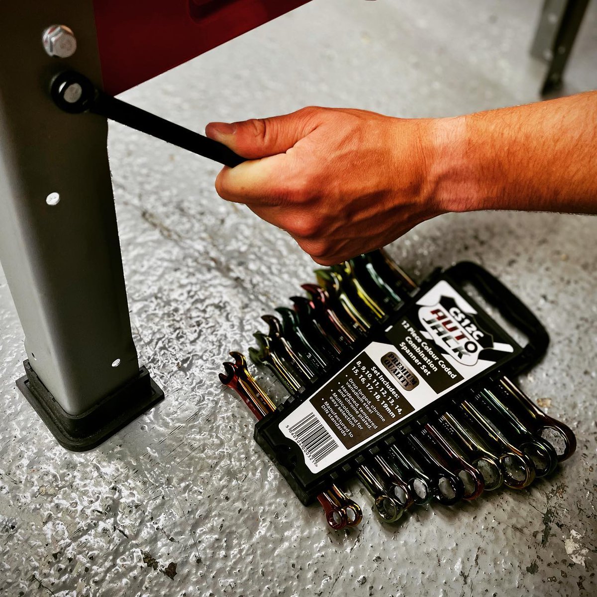 Forged from Chrome Vanadium Steel, Hardened, Tempered &amp; Colour Plated. Each Colour represents a different size. Supplied with a Heavy Duty Storage Rack. Set includes sizes: 8, 9, 10, 11, 12, 13, 14, 15, 16, 17, 18 &amp; 19mm
autojacktools.co.uk/.../autojack..…
#spannerset #handtools #automotive