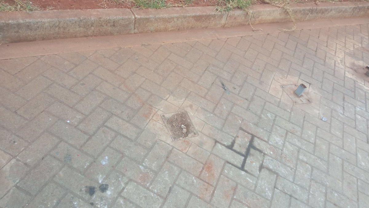 @GardenCityNbi you can surely do better surely on the bicycle racks. One rusty piece of metal is all you offer cyclists?? This is terrible. don't you value customers who are cyclers? .. .. @CriticalMassNbi @spinkingske @kenyancyclist @shecyclesnbi