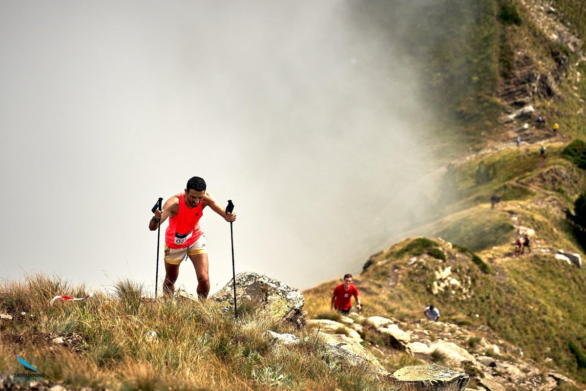 Uluslararası Dağkoşuları Federasyonu VK Open son yarışında dereceye girdim ve bunu başaran ülkemin ilk sporcusu oldum. Yakında ligde puan cetveli güncellenecek ve lig sıralamasında yanında TUR ibaresi ile ilk defa bir sporcu görünecek. Çok mutluyum 🇹🇷