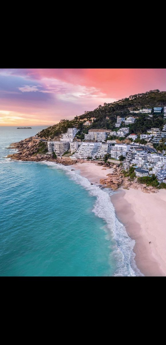 bybash2's tweet image. Our beautiful clifton. Come beat that Greece mykonos #bybash #sunsetsatclifton