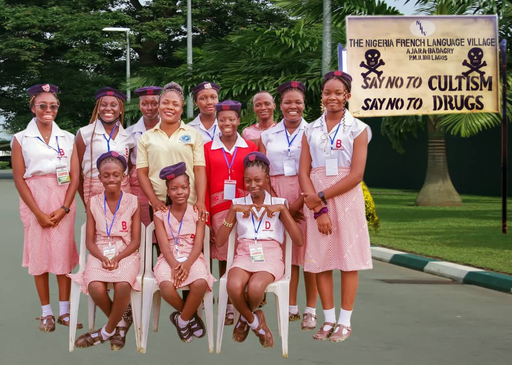 mghsyaba's tweet photo. MGHS STUDENTS @ FRENCH VILLAGE https://t.co/kTP5TXDGj0
